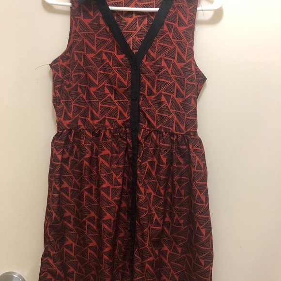 Clothes - Picture 13 of 16